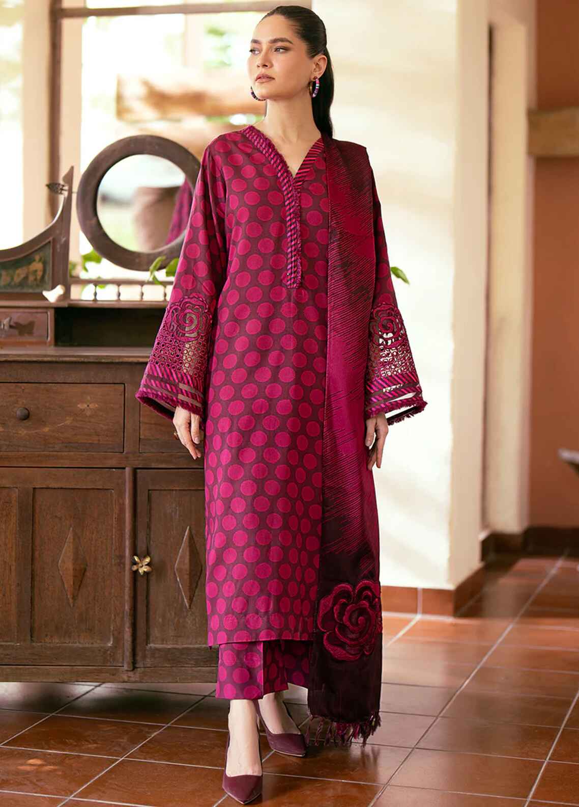 Embroidered Lawn 3 Piece Unstitched Suit D1717 BL-UF-762 - Summer Collection