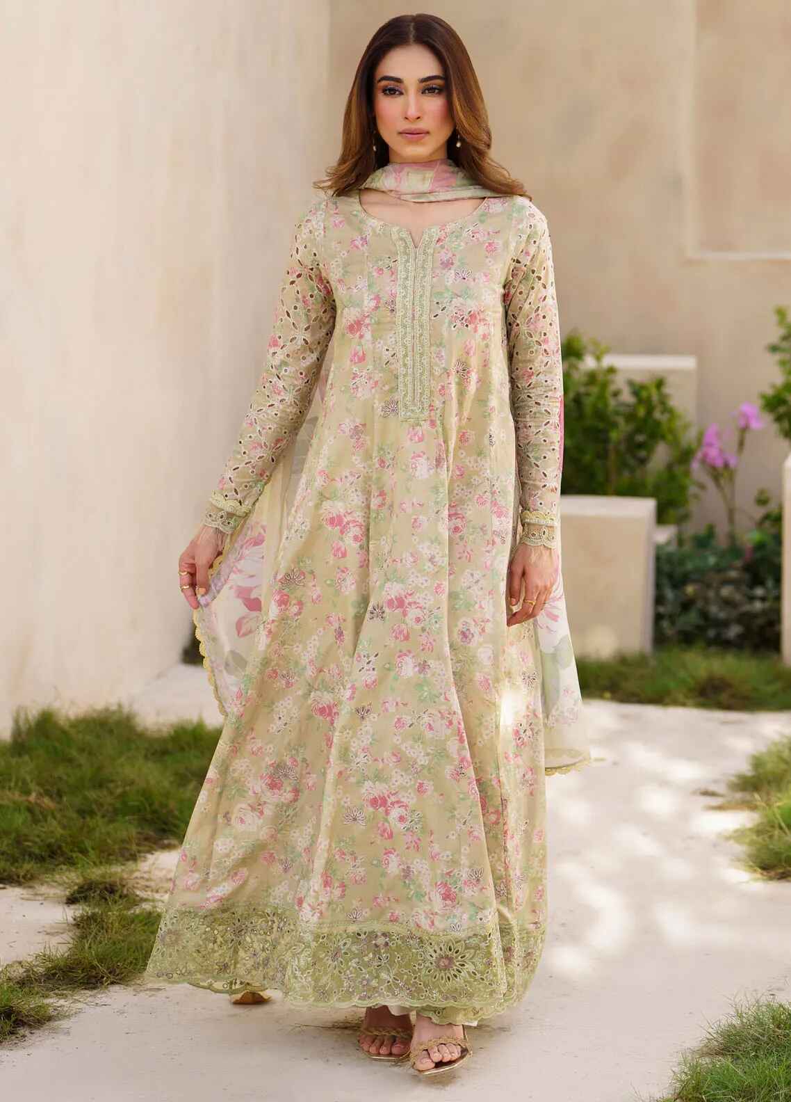 Embroidered Lawn 3 Piece Unstitched Suit D1722 IL-SFL-05-Radiance - Summer Collection